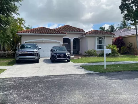 3035 SE 7th Pl, Homestead, FL 33033