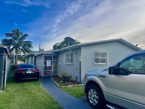 11016 SW 7th St, Miami, FL 33174