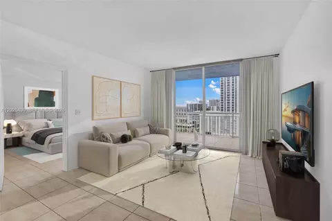 275 NE 18th St #1510, Miami, FL 33132