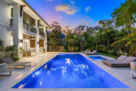 5753 SW 31st St, Miami, FL 33155