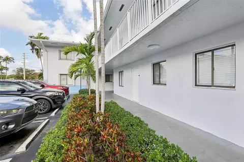 6041 W 24th Ave #B-103, Hialeah, FL 33016