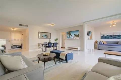 181 Crandon Blvd #405, Key Biscayne, FL 33149