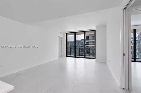 1300 S Miami Ave #3211, Miami, FL 33130