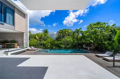Other - 571 Glenridge Rd, Key Biscayne, FL 33149 photo 3 of 12