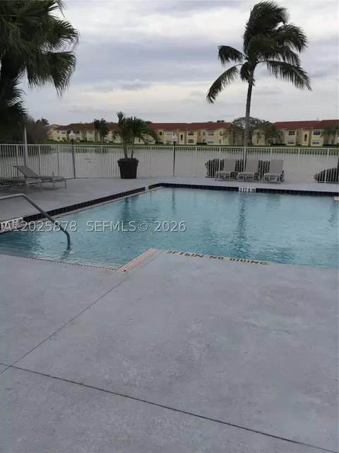 12870 Vista Isles Dr #517, Plantation, FL 33325