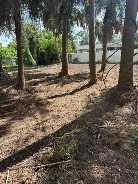 11859 Eleanor Ave, Port Charlotte, FL 33981