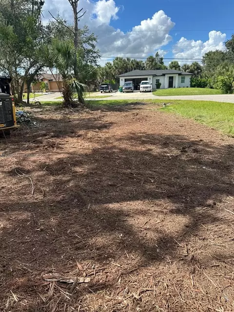 11859 Eleanor Ave, Port Charlotte, FL 33981