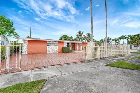 5065 SW 90th Ct, Miami, FL 33165