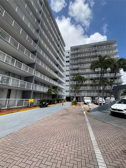 1800 NW 24th Ave #314, Miami, FL 33125
