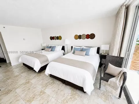 Undisclosed, Sunny Isles Beach, FL 33160