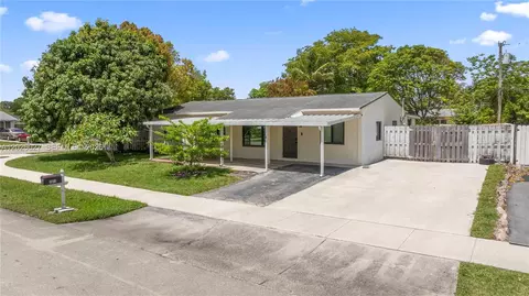 1611 SW 67th Ave, North Lauderdale, FL 33068