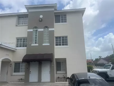 12015 SW 14 St, Miami, FL 33184