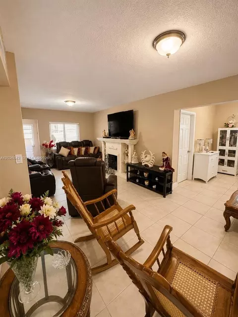 Living - 5551 E 4th Ave, Hialeah, FL 33013 photo 2 of 2