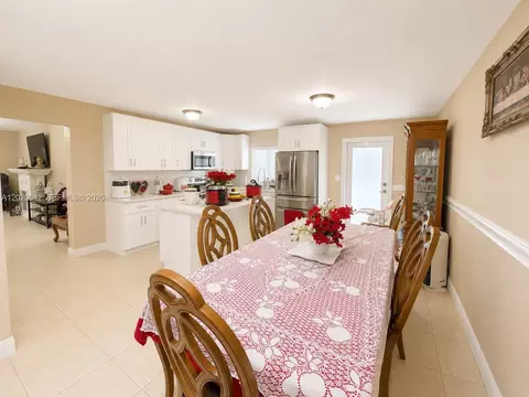 Dining - 5551 E 4th Ave, Hialeah, FL 33013 photo 1 of 1