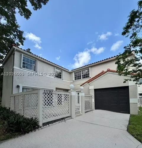 11197 Long Boat Dr, Hollywood, FL 33026