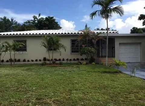 730 NE 139 St, North Miami, FL 33161