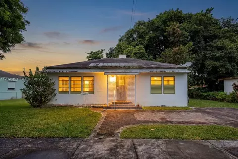 1279 NW 41st St, Miami, FL 33142
