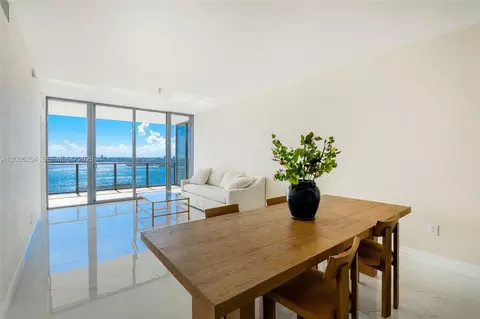 700 NE 24th St #3606, Miami, FL 33137