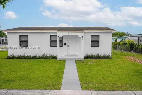 813 NW 6th Ave, Florida City, FL 33034
