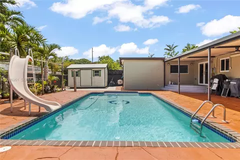 6250 SW 20 Ter, Miami, FL 33155