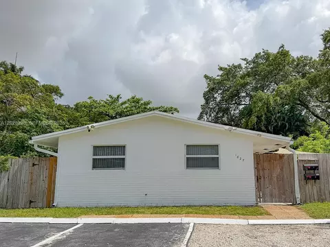 1827 SW 21st St, Fort Lauderdale, FL 33315