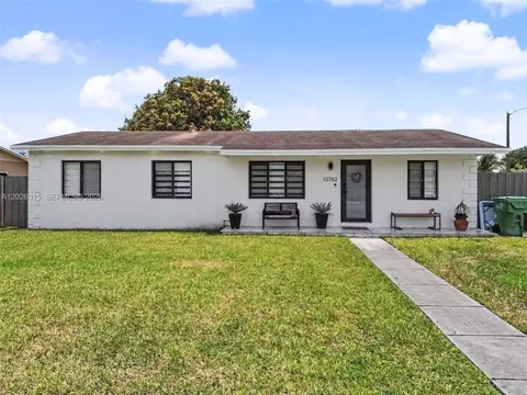 10762 SW 145th St, Miami, FL 33176