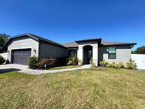 209 SE 26th Ter, Cape Coral, FL 33904