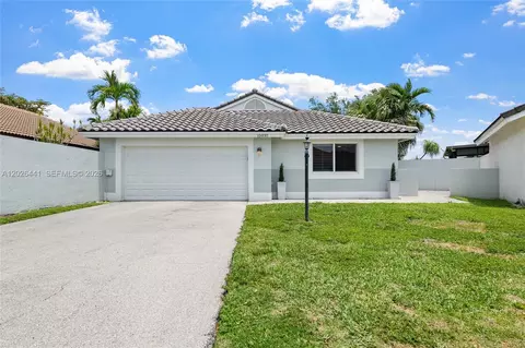 15037 Brighton Ln, Davie, FL 33331
