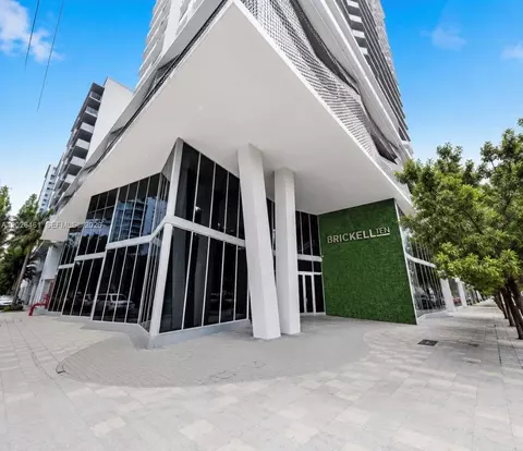 1010 SW 2nd Ave #809, Miami, FL 33130