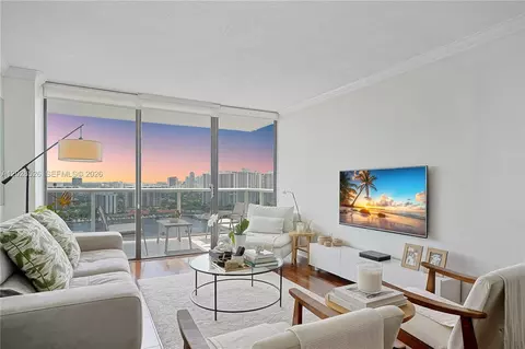 3625 N Country Club Dr #2610, Aventura, FL 33180