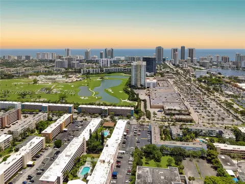 180 NE 12th Ave #18C, Hallandale Beach, FL 33009