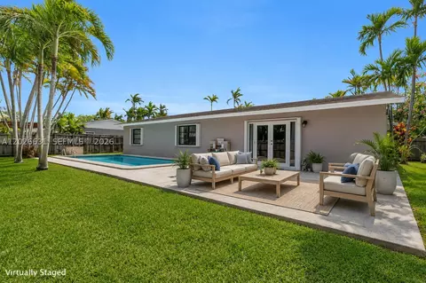 18645 SW 90th Ave, Cutler Bay, FL 33157