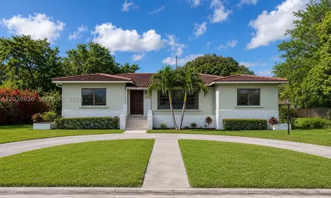 2 NE 110th St, Miami Shores, FL 33161