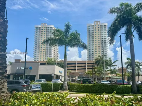 1745 E Hallandale Beach Blvd #2104W, Hallandale Beach, FL 33009