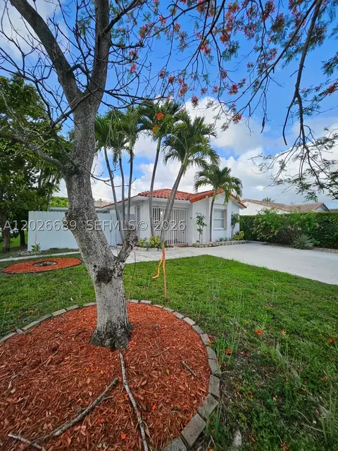 9999 NW 25th Ter, Doral, FL 33172