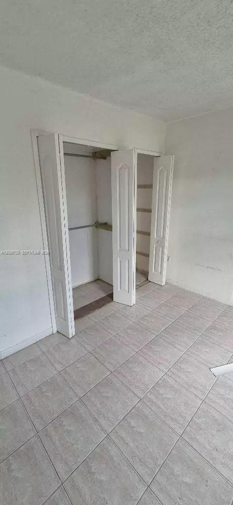 Other - 610 E 6th Pl, Hialeah, FL 33010 photo 8 of 17
