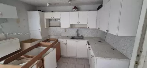Other - 610 E 6th Pl, Hialeah, FL 33010 photo 12 of 17