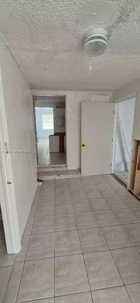 Entry Way - 610 E 6th Pl, Hialeah, FL 33010 photo 2 of 2