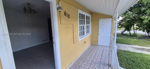 Other - 610 E 6th Pl, Hialeah, FL 33010 photo 16 of 17