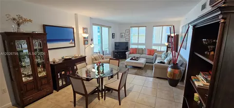 7350 SW 89th St #701S, Miami, FL 33156