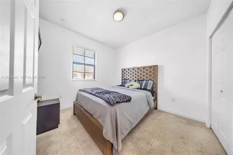Bedroom - 9381 W 33rd Ln, Hialeah, FL 33018 photo 3 of 6