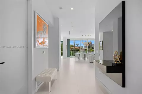 16500 Collins Ave #TH-8, Sunny Isles Beach, FL 33160