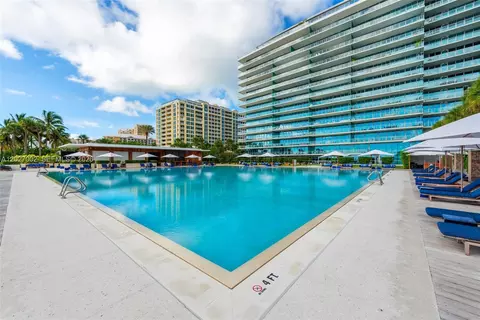 Exterior - 350 Ocean Dr #LPH2N, Key Biscayne, FL 33149 photo 11 of 19