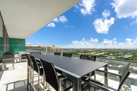 Exterior - 350 Ocean Dr #LPH2N, Key Biscayne, FL 33149 photo 4 of 19