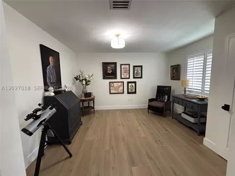 4730 SW 89th Ave, Miami, FL 33165