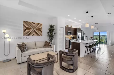 8175 NW 104th Ave #32, Doral, FL 33178