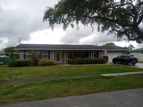 7461 NW 6th St, Plantation, FL 33317