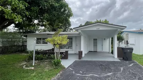 4177 NW 52nd Ave, Lauderdale Lakes, FL 33319