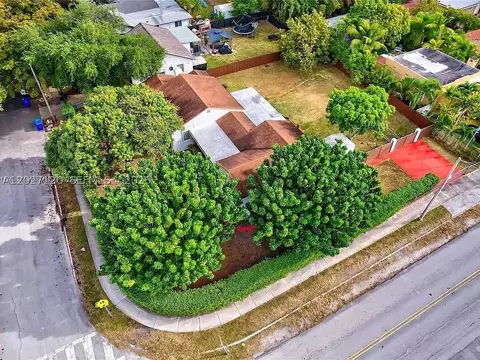 435 SW 33rd Ave, Miami, FL 33135