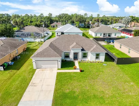 1534 SW Abingdon Ave, Port Saint Lucie, FL 34953